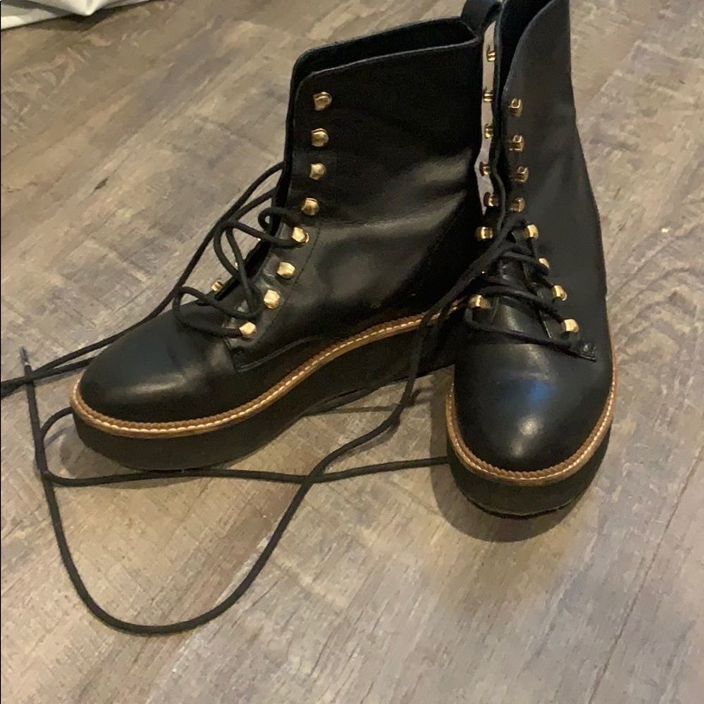 Shellys shoes - Picture 2 of 5